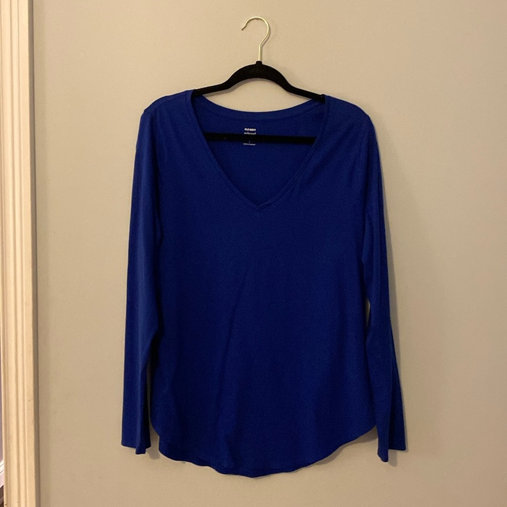 Old Navy large relaxed fit. NWT Royal blue